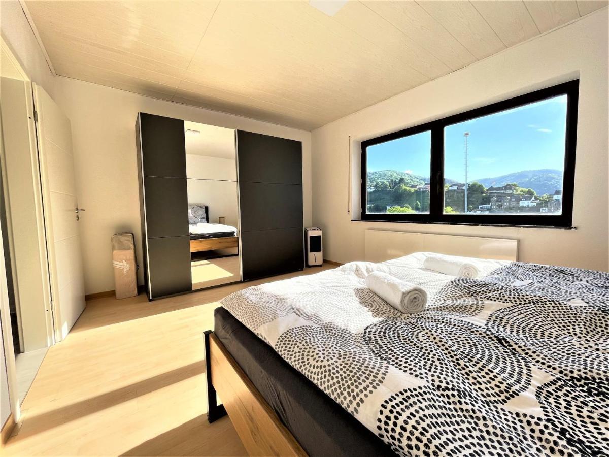 Traumaussicht Kamin Balkon Burgblick 65 Zoll Tv Netflix Sky Joyn Lindenplatz Appartement Bullay Buitenkant foto