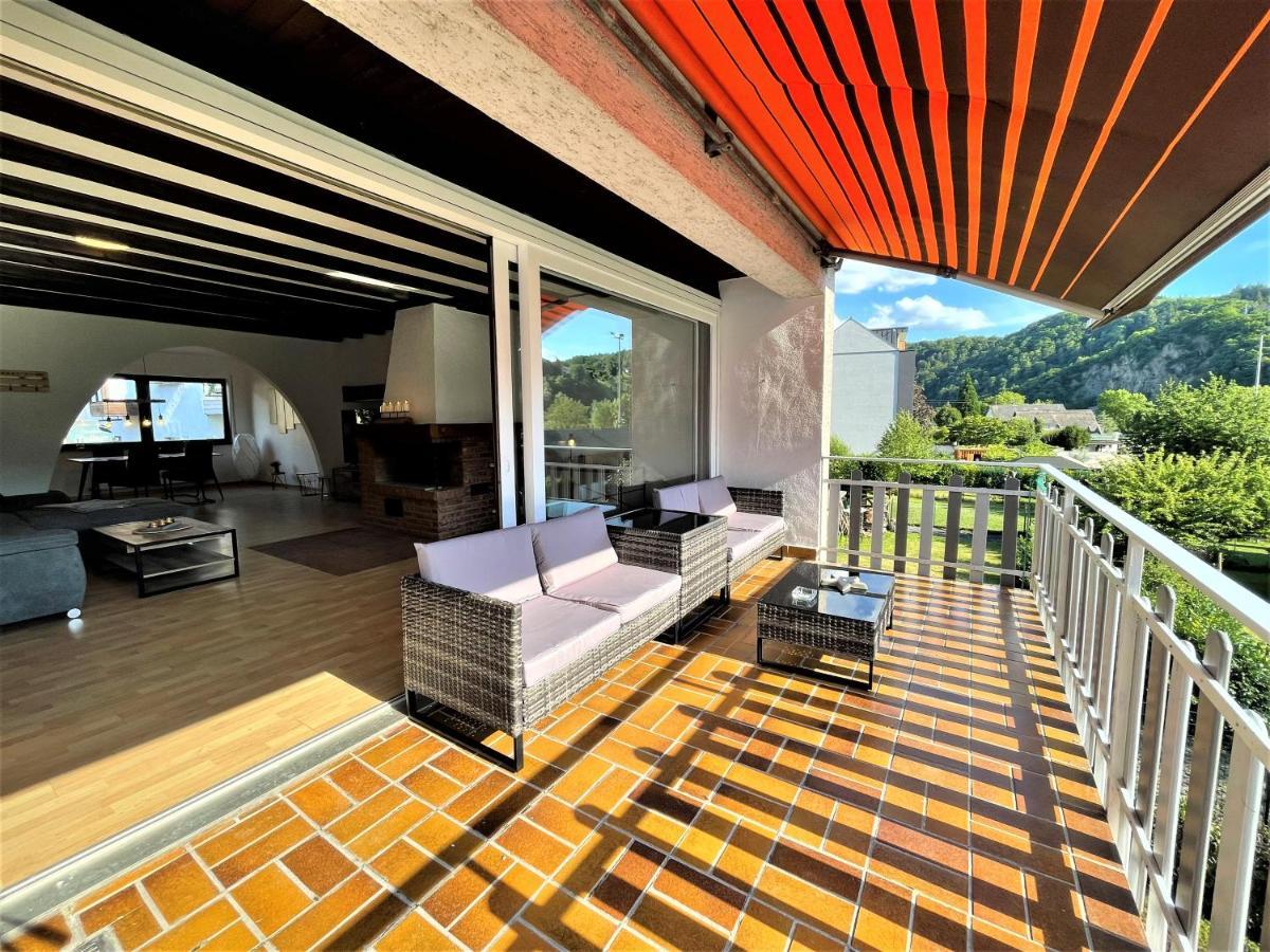 Traumaussicht Kamin Balkon Burgblick 65 Zoll Tv Netflix Sky Joyn Lindenplatz Appartement Bullay Buitenkant foto
