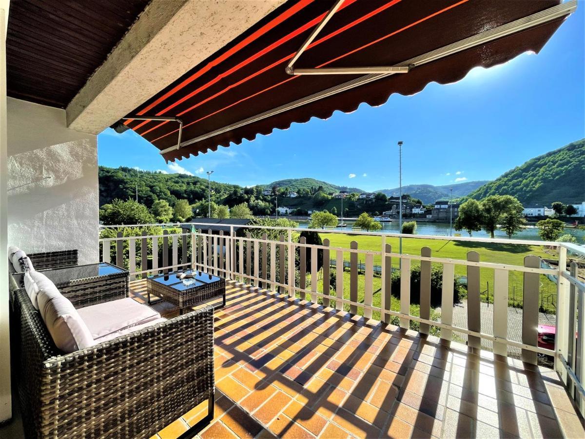 Traumaussicht Kamin Balkon Burgblick 65 Zoll Tv Netflix Sky Joyn Lindenplatz Appartement Bullay Buitenkant foto