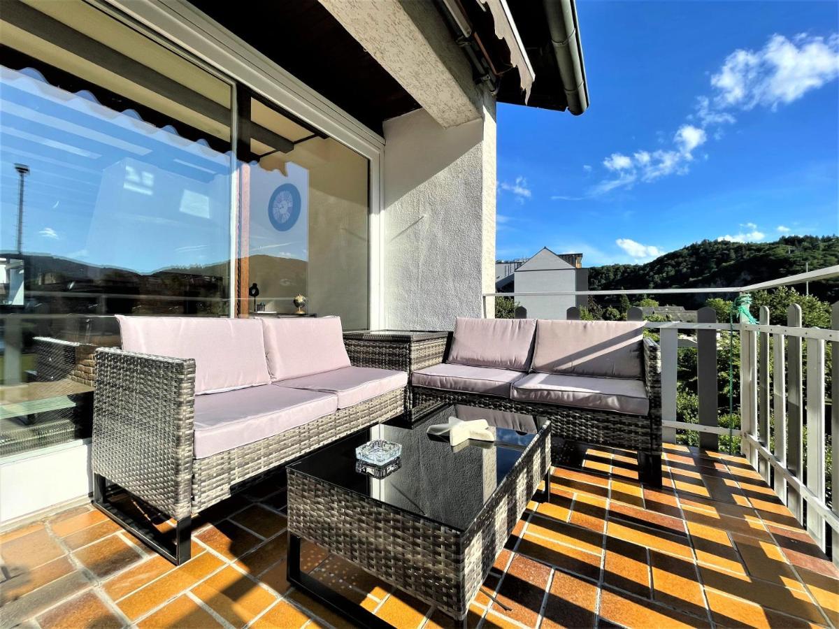 Traumaussicht Kamin Balkon Burgblick 65 Zoll Tv Netflix Sky Joyn Lindenplatz Appartement Bullay Buitenkant foto